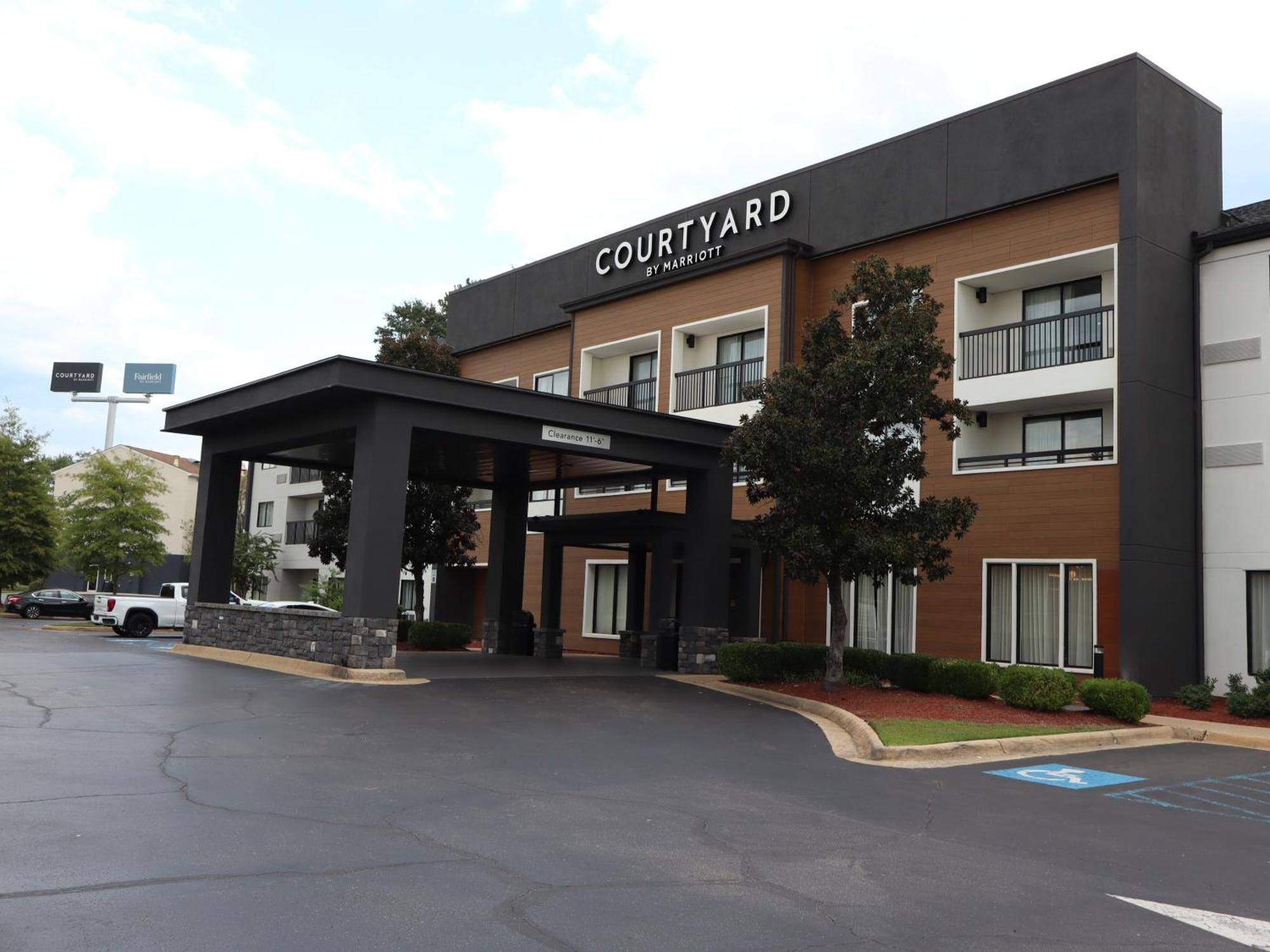 คอร์ทยาร์ด ทัสคาลูซา Hotel ภายนอก รูปภาพ