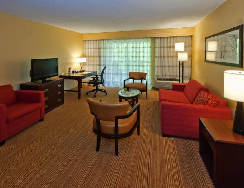 คอร์ทยาร์ด ทัสคาลูซา Hotel ภายนอก รูปภาพ